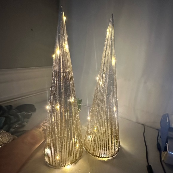 🎄 2x Holiday Home 18” Christmas Tree Cone LED Gold - Picture 5 of 13